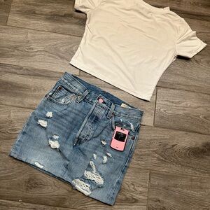 LIMITED EDITION LEVI MINI SKIRT